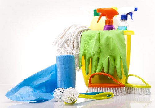 Professional carpet cleaning in Finchley removing deep dirt and stains